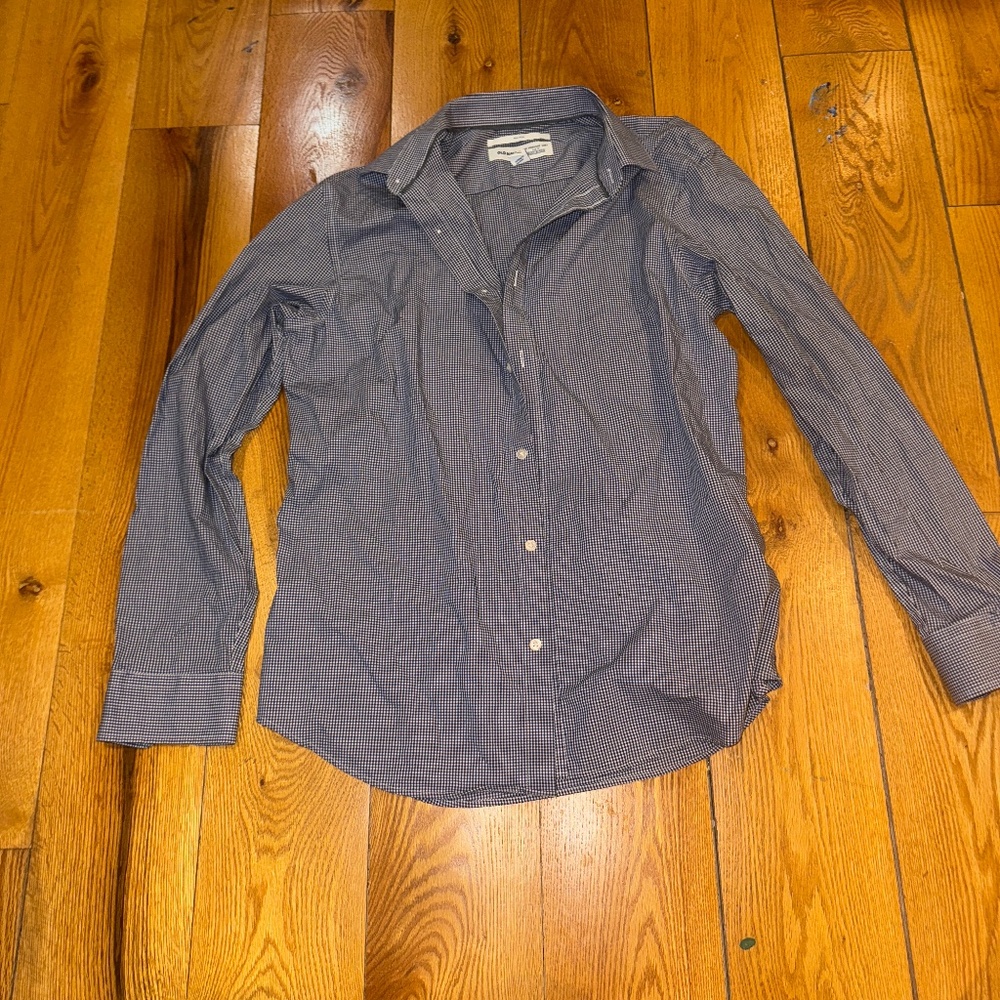 Kids Old Navy “The Signature Shirt” Slim Fit Button Up